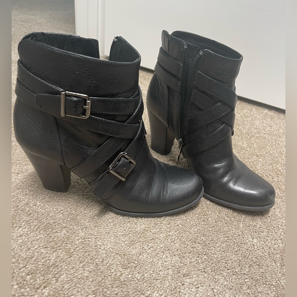 Women’s Shoes